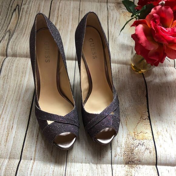 Guess Women's Isila Glitter Peep Toe, Size 8.5M - Picture 2 of 8